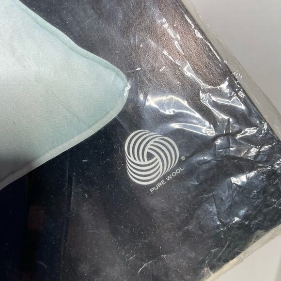 NEW Vintage Dimensions American Birds Kit Pillow 16 X 16 - Picture 2 of 5